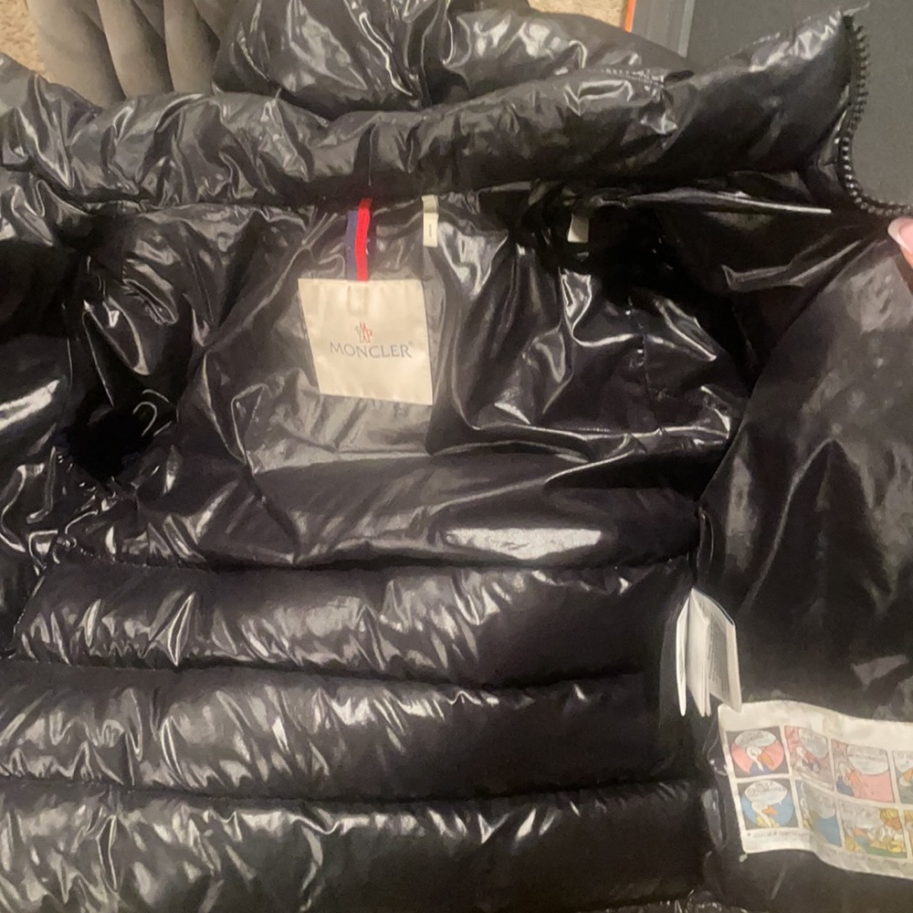 Authentic moncler - Picture 2 of 4